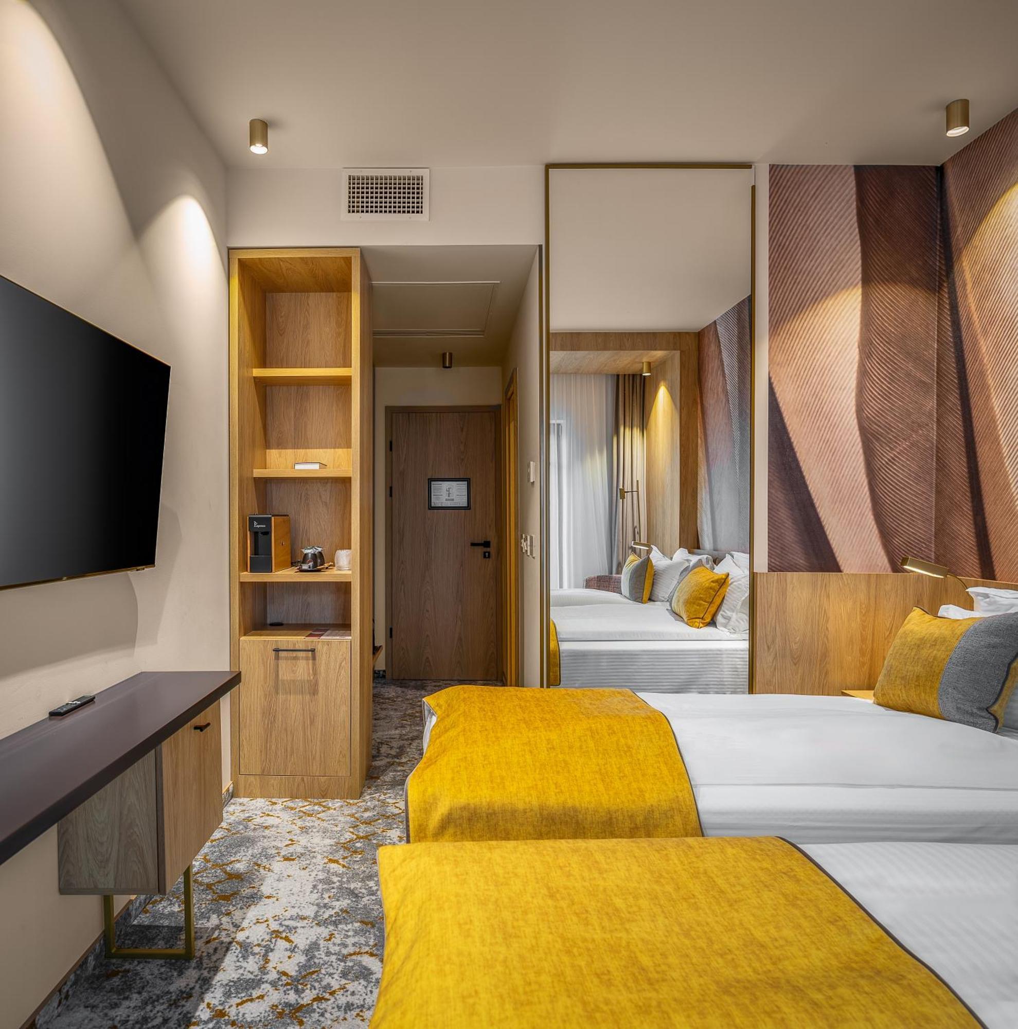 Branco Hotel 4*